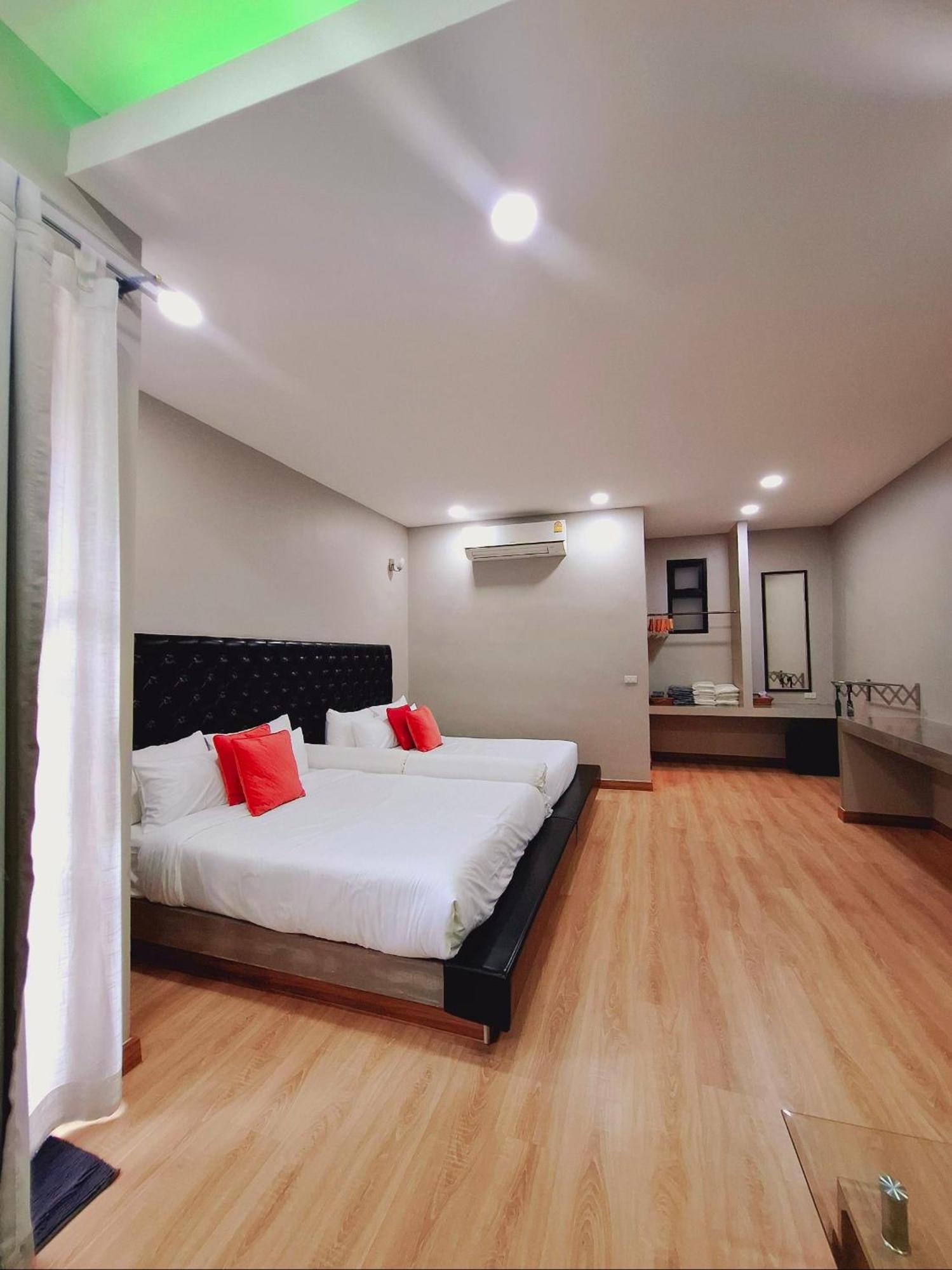 Sawasdee​ Buriram​ Resort Quarto foto